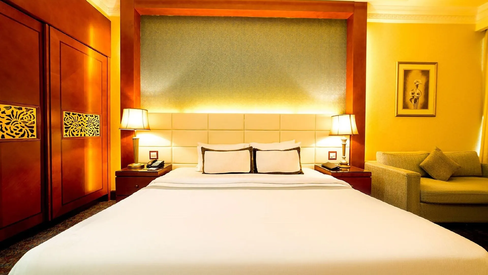 ****  Grand Excelsior Hotel Al Barsha Dubái Emiratos Árabes Unidos