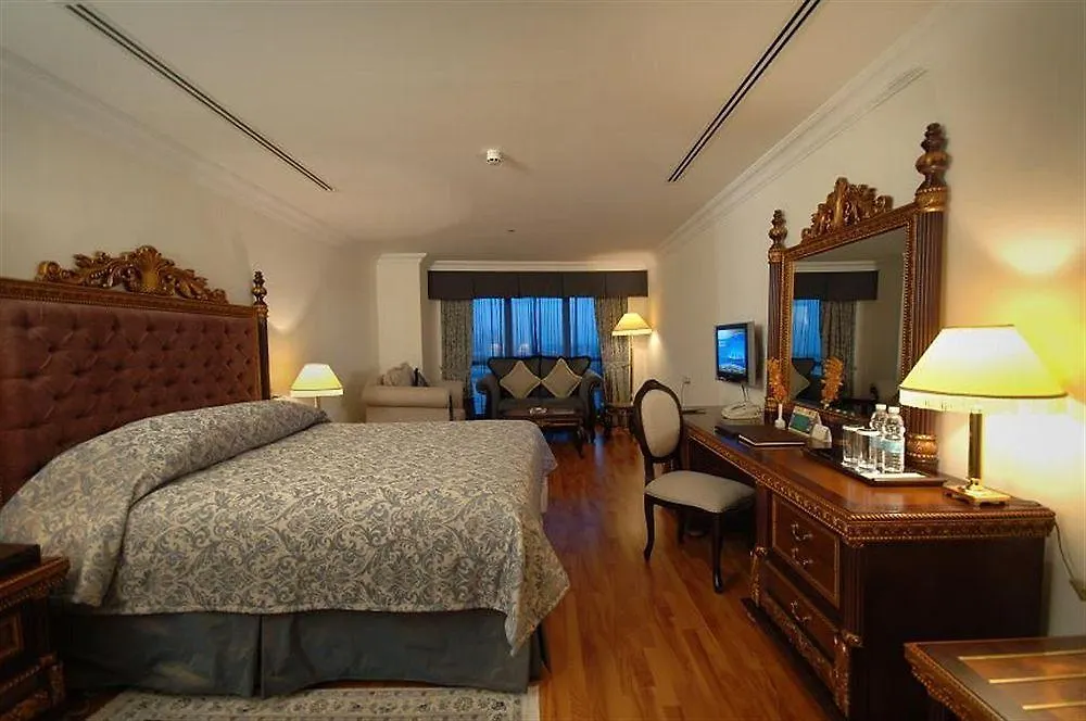 Grand Excelsior Hotel Al Barsha Dubái Emiratos Árabes Unidos